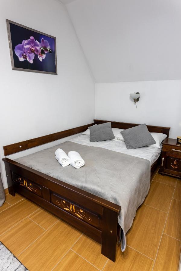 Aplit 2 Guest House 자코파네 외부 사진